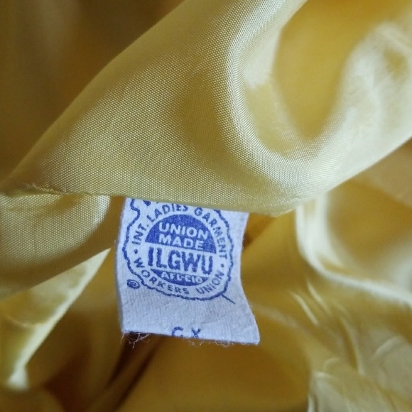 Coat - Picture 6 of 6